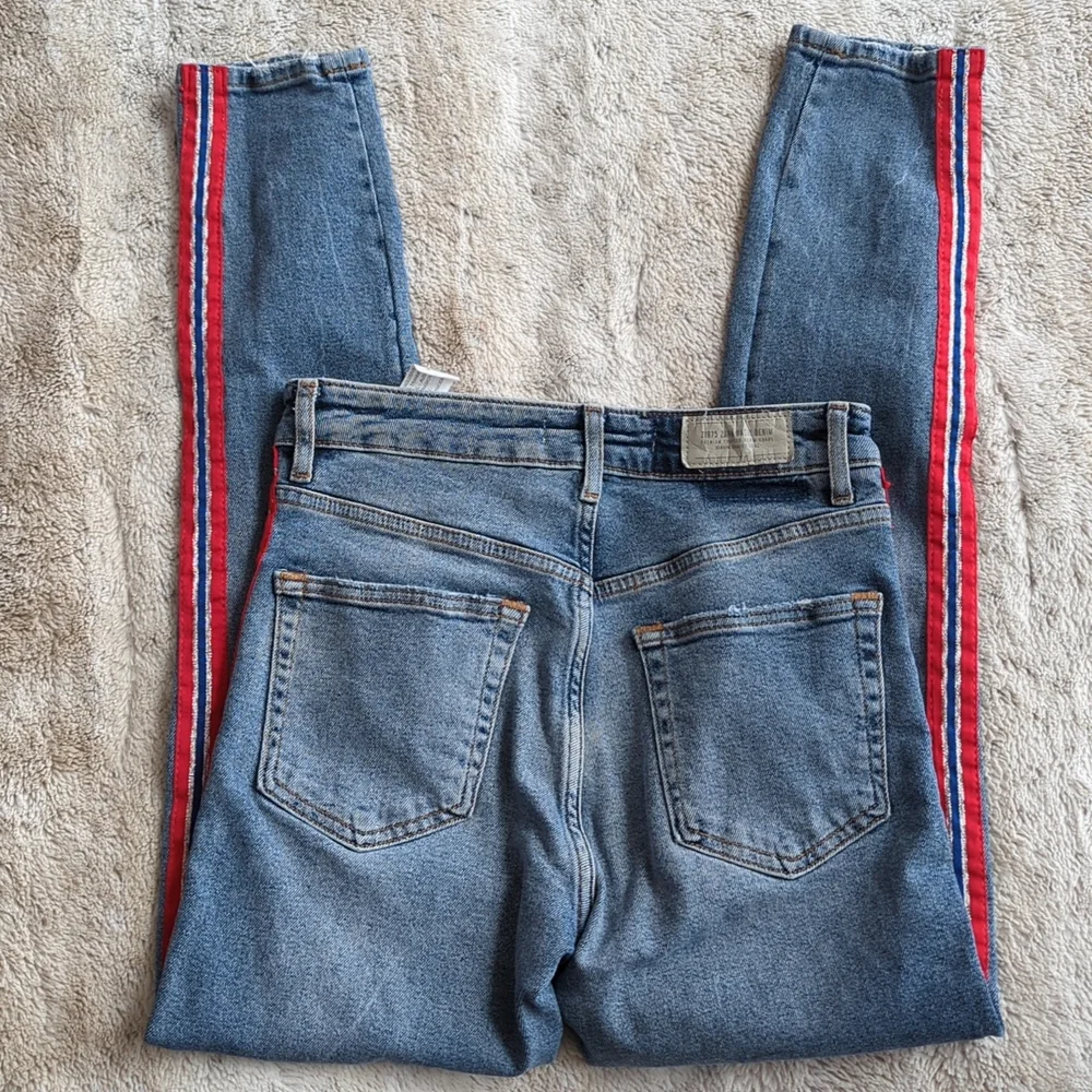 Zara Denim High Rise Red Side Stripe Skinny Jeans Size 4 Waist - Picture 5 of 5